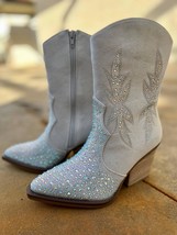 Very G Women&#39;s Rhinestone Booties* Lux Grey - $844.69 MXN