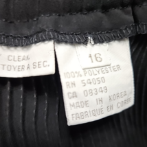 Jones NY Skirt Black Mozambique Pleated Size 16 image 5