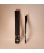 Nars Brush #24 High Pigment Eyeshadow Brush - €17,79 EUR