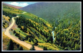 WYOMING Postcard - Scenic Hwy Thru Big Horn Mountains F7 - £2.32 GBP