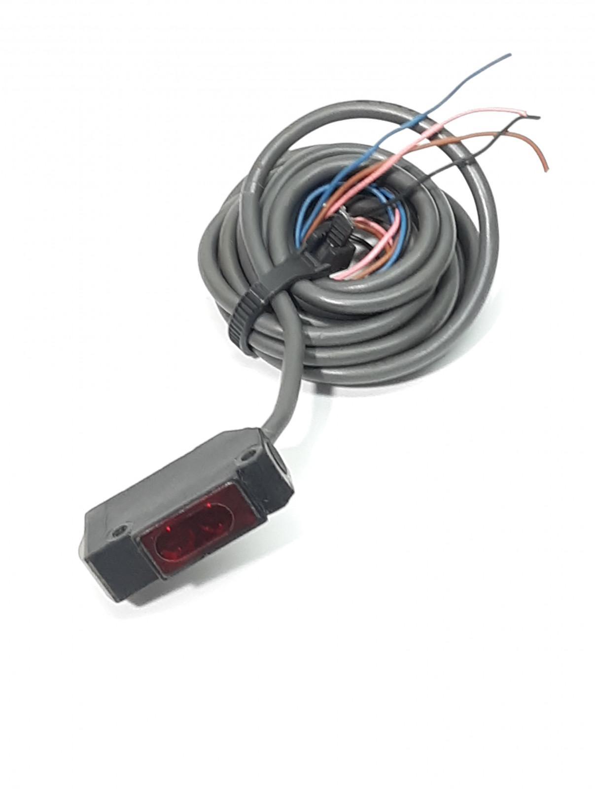 Omron E3V3-R61-3 Photoelectric Sensor  - $23.50