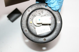 2009 HYUNDAI GENESIS SEDAN FUEL SENDER UNIT J5672 image 3
