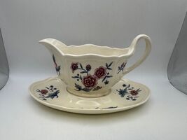 Wedgwood WILLIAMSBURG POTPOURRI Gravy Boat with Underplate - $39.99