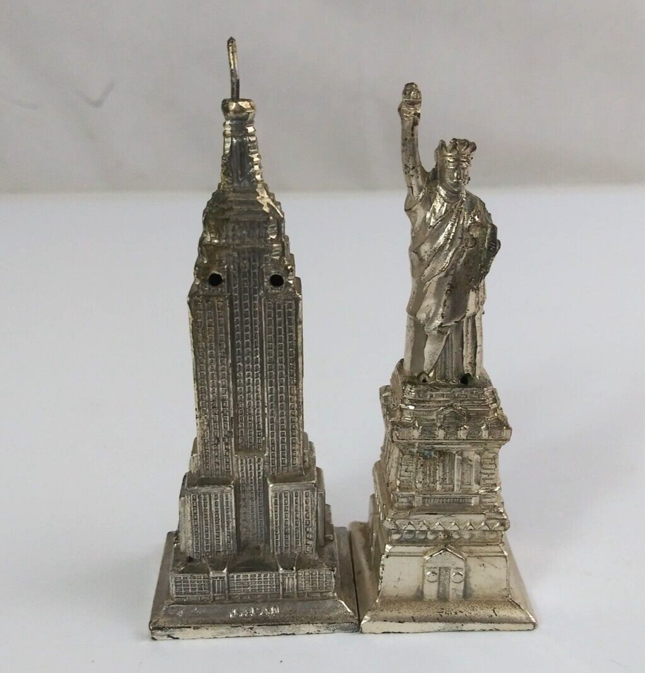 Vtg Statue Of Liberty &amp; Empire State Building 3.5&quot; Salt &amp; Pepper Shakers... - $9.89