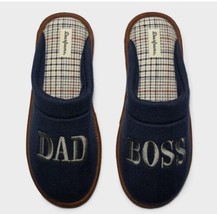 NEW - Men&#39;s Dluxe by Dearfoams &quot;Dad Boss&quot; Slide Slippers Navy - SIZE Med  (9-10) - £13.48 GBP