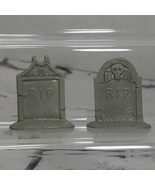 Mini Halloween Tombstone Figures Lot of 2 Gray - $5.93