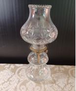 Lovely Vintage Glass Hurricane Oil Lamp &amp; Globe - 14&quot; Tall - Pressed Glass - €23,88 EUR