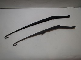 Pair of Front Wiper Arms OEM 2000 BMW 323i90 Day Warranty! Fast Shipping and ... - £9.33 GBP