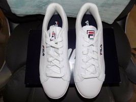 Fila Reunion White/Navy/Red Athletic Shoe Size 10 Women&#39;s NEW - £57.07 GBP