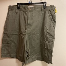 Covington Men’s Cargo Shorts Green Size 42 New NWT - $9.49