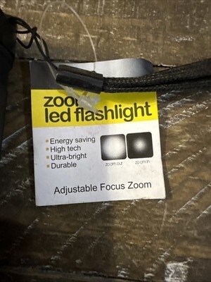 Zoom led flashlight Item image 2