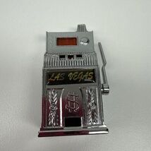 NOVELTY  Die-cast Silver Metal “Las Vegas” Slot Machine Collectible  Lig... - $18.81