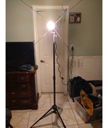 WESTCOTT PHOTO BASICS 750 6.5FT LIGHT STAND+ROTATING PORCELAIN HEAD - $45.79 CAD