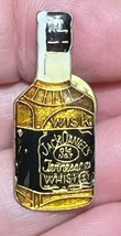 Vintage Jack Daniels  No 7 Tennessee Whisky Bottle Enamel Hat Lapel Pin - $8.25