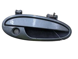 Passenger Door Handle Exterior VIN N 4th Digit Classic Fits 97-07 MALIBU... - £24.64 GBP