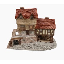 Vintage Market Street David Winter Home Decor Resin Collectible Great Britain - £12.70 GBP