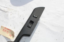 2009-2013 TOYOTA MATRIX FRONT RIGHT WINDOW SWTICH  R1975 image 3