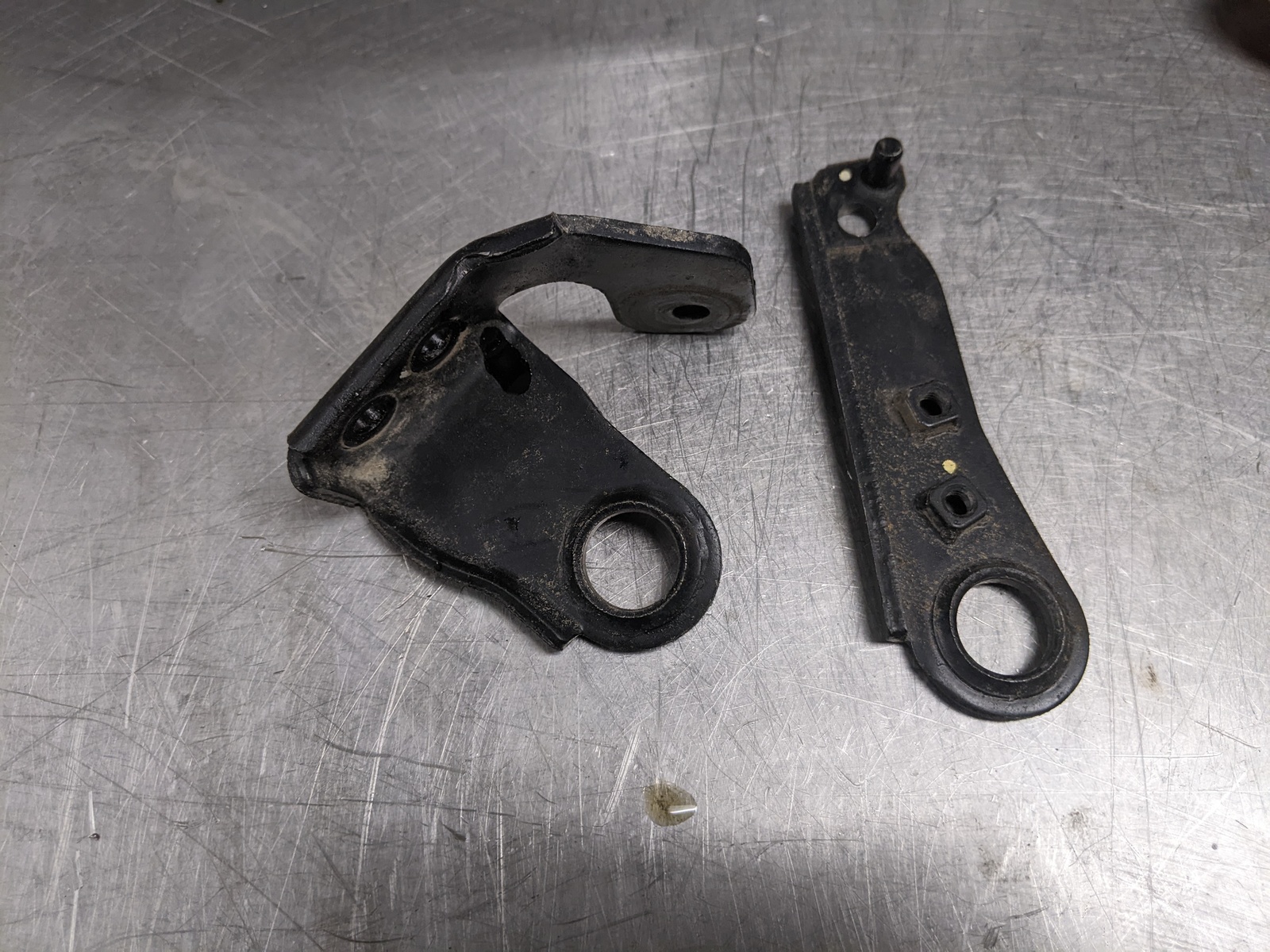 Engine Lift Bracket For 17-19 Kia Niro  1.6 - $25.94