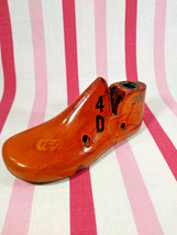 Charming Vintage 1959 Central Last Co Wooden Child&#39;s Shoe Form Left Foot... - $28.00