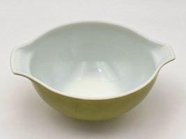 Vintage 1960s Pyrex #443 Verde Green Cinderella Mixing Bowl 2 1/2 Qt Made in USA - £24.50 GBP