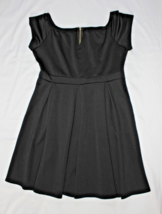 Women's Unbranded 2XL Cap Sleeve Fit and Flare Pleated Zip Black Dress - $16.87