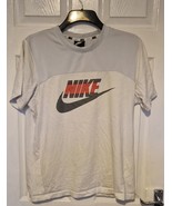 Nike Tee, mens, medium . very good condition - $13.92