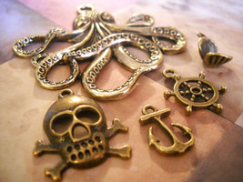 5 Assorted Charms Pendants Nautical Charms Octopus Anchor Pirate Charms Bronze - £2.02 GBP