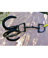 Rustic Horseshoe Tack HOOK 4 -way hanger from a D-Horse Bit - Custom Han... - €90,61 EUR