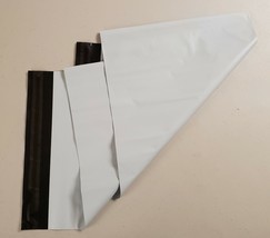 Poly Self-Sealing 12&quot; x 15&quot; Mailer Envelopes Lot of 25 Shipping Supplies . ., - £15.22 GBP