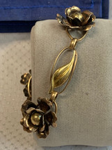 Vtg 1/20 12K Gold Filled Flower Bracelet 7&quot; Fashion Jewelry Spring Ring - £63.25 GBP