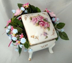 Antique Square Porcelain Trinket Box w/ Multi-Color Floral Arrangement, Ribbons - £23.04 GBP