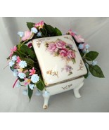 Antique Square Porcelain Trinket Box w/ Multi-Color Floral Arrangement, ... - £23.42 GBP