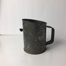 Vtg. Bromwell’s Metal Measuring Sifter 3 Cup With Black Handle - $166.13 MXN