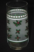 An item in the Home & Garden category: Christmas Red & Green Holly & Berry Tumblers w Frosted Panel Tableware Decor