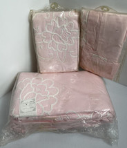 Fabulous Vintage Pink Embroidered Linen Full Size Bedspread / Coverlet &amp; 2 Shams - £220.10 GBP
