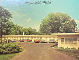 Windewald Motel Martinsburg West Virginia Vintage Postcard Used 1960s - $3.95