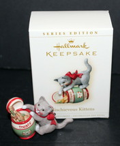 Hallmark Keepsake Series 2006 Mischievous Kittens Christmas Ornament 02483 - £15.97 GBP