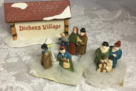Dept 56 Dickens Village 1984 CAROLERS, WHITE Post Set of 3 65269 &amp; Dickens Sign - £27.69 GBP