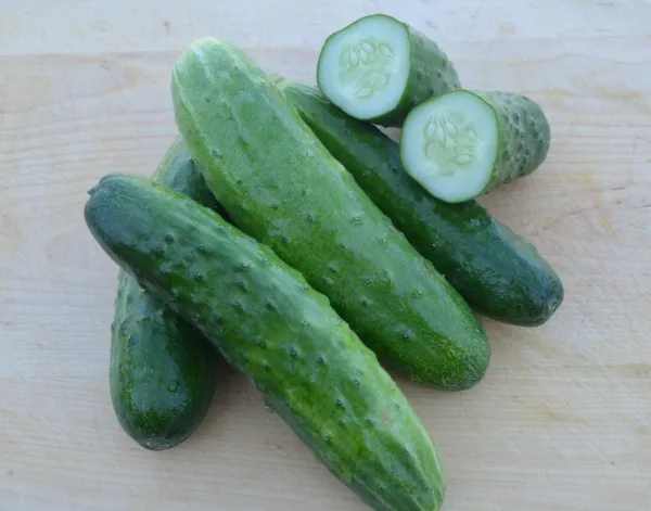 Cucumber Seeds Straight Eight 100 Seeds For The Season Gardening - £8.83 GBP
