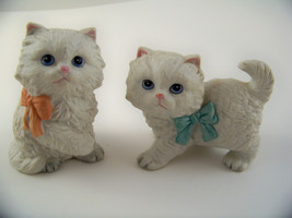 Vintage Homeco White Kitten Figurines Persian Cats Porcelain #1428 Set of 2 Pair - £9.58 GBP