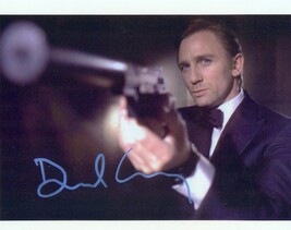DANIEL CRAIG 2006 CASINO ROYALE repro signed color 7x10 portrait - $285.40 MXN