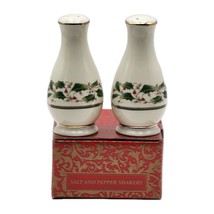 Royal Limited HOLLY HOLIDAY Salt &amp; Pepper Shakers Set  Japan VTG 1987 Op... - $17.99