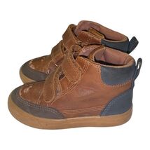 Cat &amp; Jack Toddler Boots Size 6 Brown Navy High Top Sneakers Shoes - $5.93