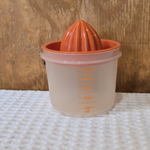 Vintage Tupperware Citrus Juicer Top 409-7 &amp; Measuring Container Bottom ... - $8.00