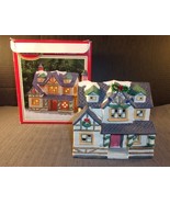 1995 DICKENS COLLECTABLES TOWNE SERIES CHRISTMAS PORCELAIN HOUSE EC 301 - $705.29 MXN