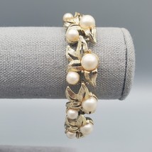 STAR Faux Pearl Bracelet Gold Tone Open Leaf Missing Stone 7.5&quot; - $14.99