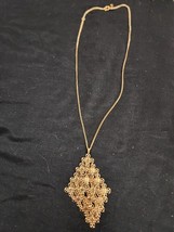 Pretty  &quot;GOLDEN PETALS&quot; Long Necklace 22&quot; Vintage Sarah Coventry Gold Tone - $21.29
