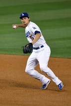 Corey Seager Poster 18 X 24 - £23.55 GBP