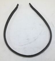 2007 - 2012 GMC Acadia Cowel Engine Compartment Weatherstrip 25844425 W7 - $16.00