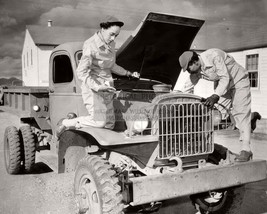 Womens Army Corps Wac Lady Working On U.S. Army Truck 1942 WW2 8X10 Photo - $11.32